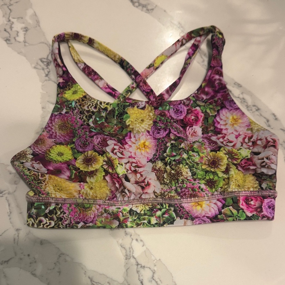 lululemon athletica Energy Floral  size 4
